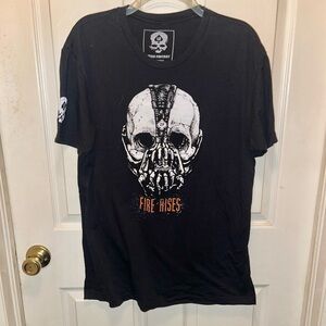 ZERO FOXTROT Men’s Short Sleeve Fire Rises Skull Shirt. Sz L.